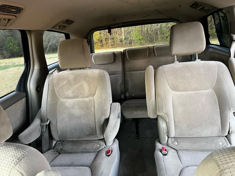 Toyota Sienna CE FWD 7 Passenger 2010