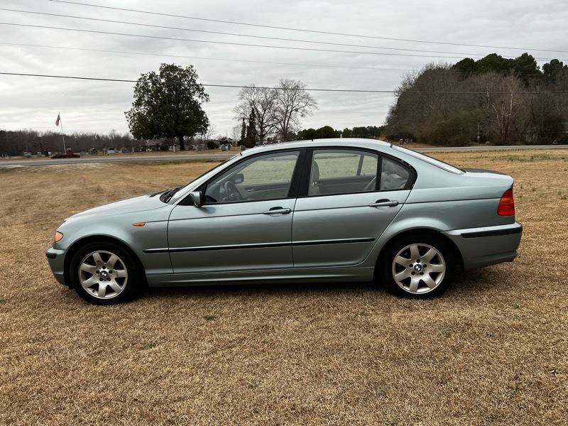 BMW 3-Series 325i Sedan 2002