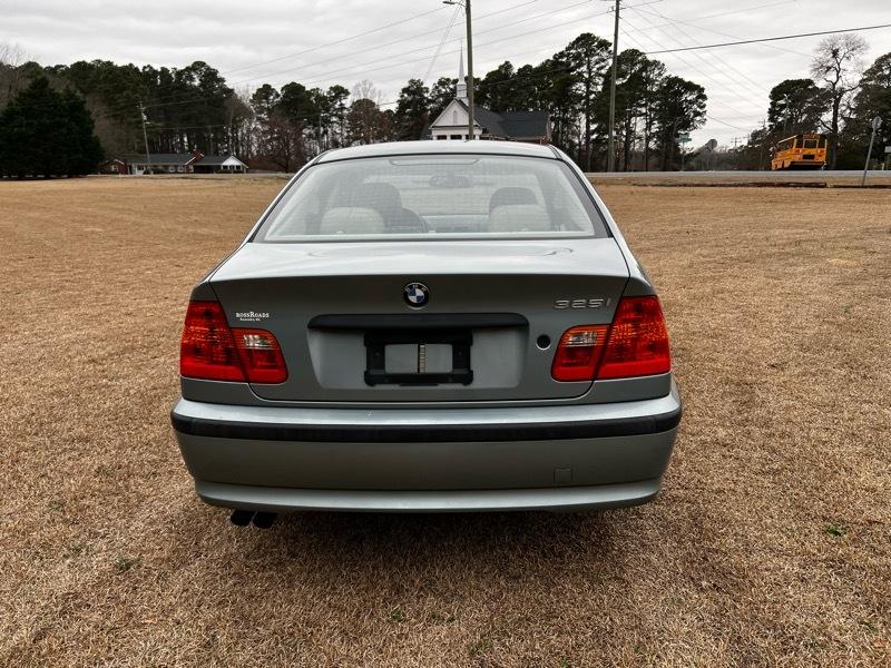 BMW 3-Series 325i Sedan 2002