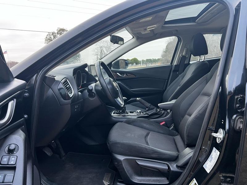 Mazda MAZDA3 i Touring AT 5-Door 2015