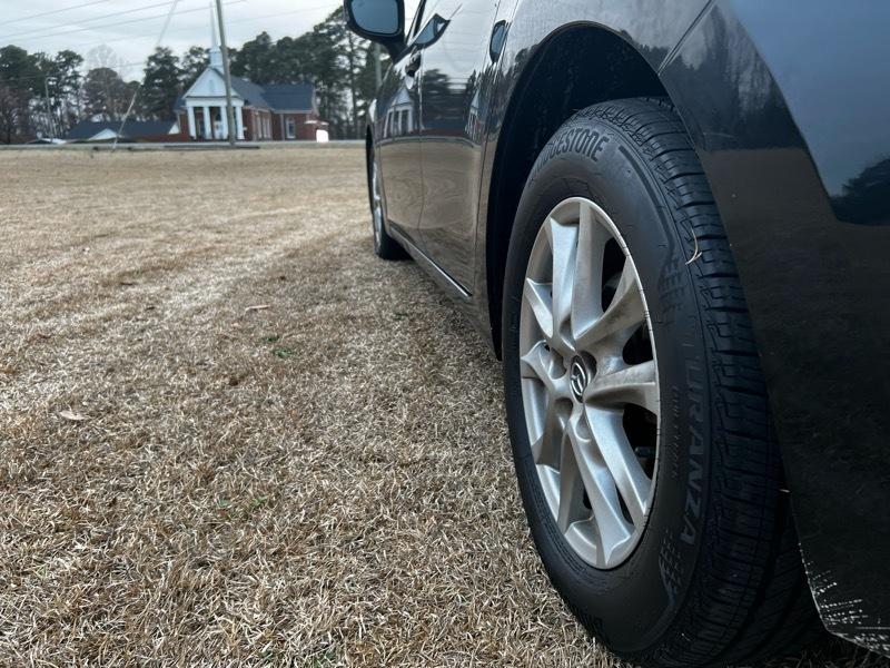 Mazda MAZDA3 i Touring AT 5-Door 2015