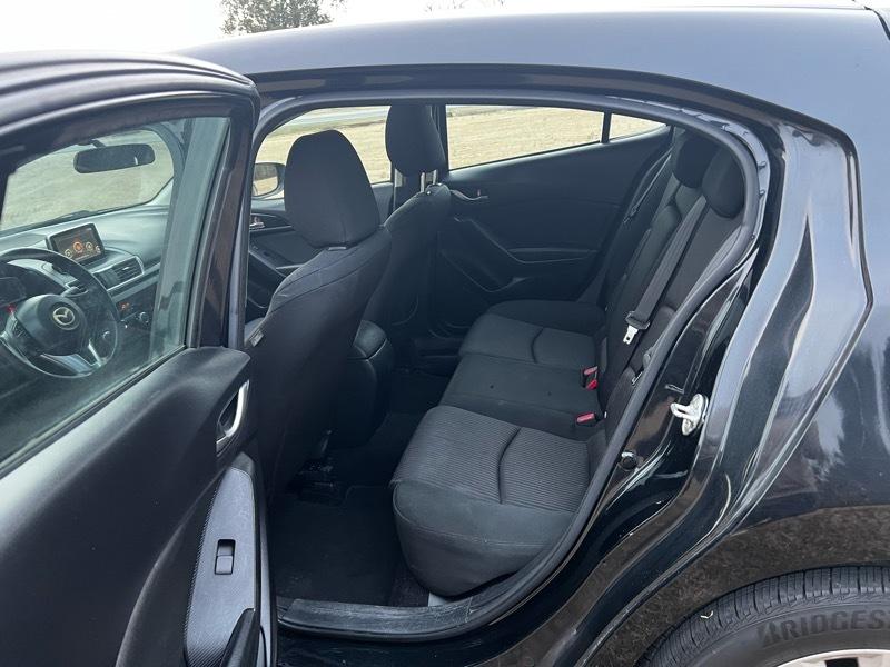 Mazda MAZDA3 i Touring AT 5-Door 2015