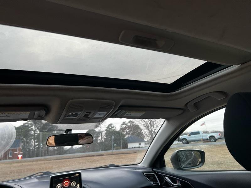 Mazda MAZDA3 i Touring AT 5-Door 2015