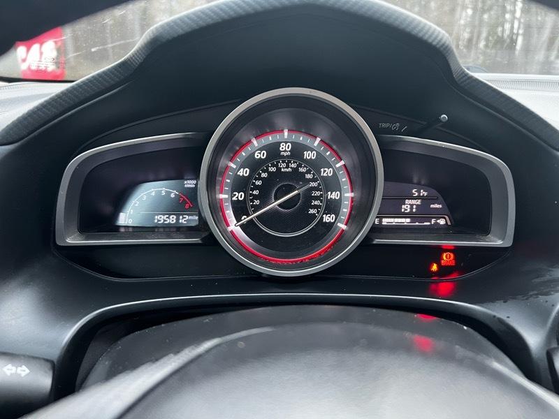 Mazda MAZDA3 i Touring AT 5-Door 2015