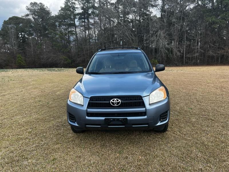 Toyota RAV4 Base I4 4WD 2010