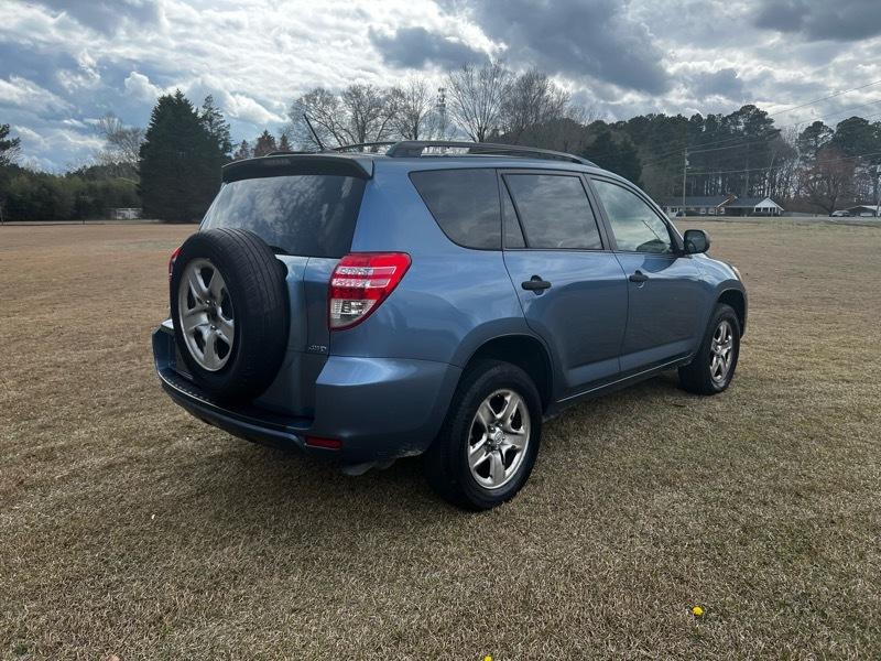 Toyota RAV4 Base I4 4WD 2010