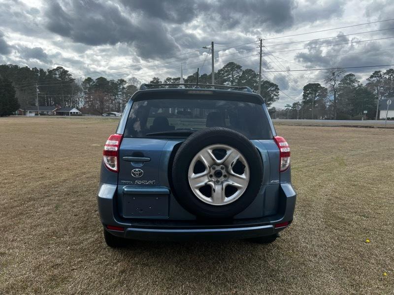 Toyota RAV4 Base I4 4WD 2010