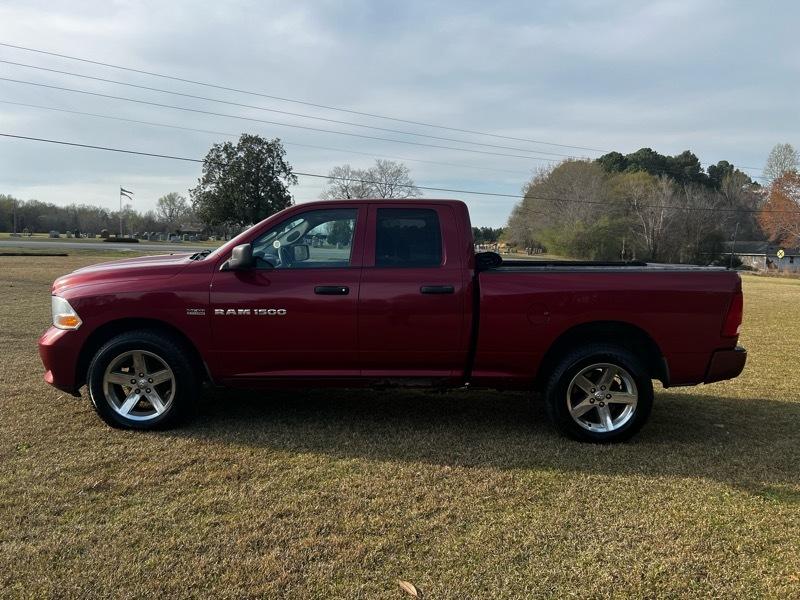 RAM 1500 Express 4x4 Quad Cab 6'4" Box 2012