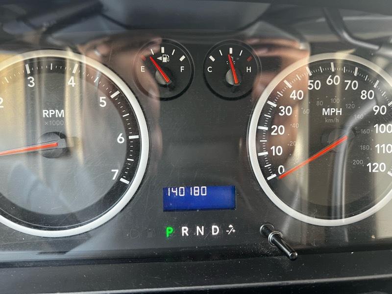 RAM 1500 Express 4x4 Quad Cab 6'4" Box 2012