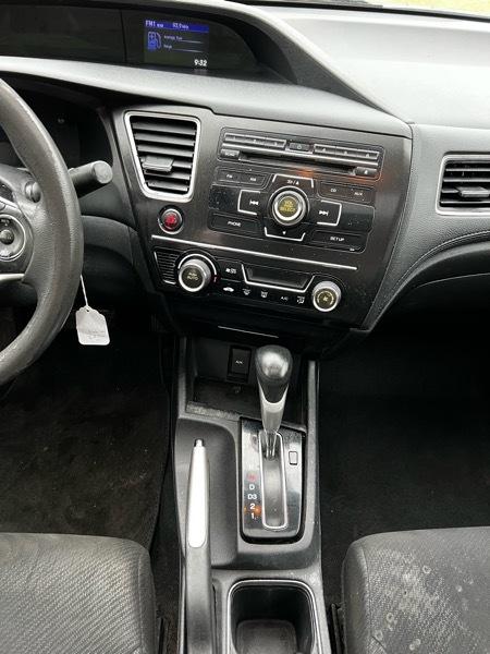Honda Civic EX Sedan 5-Speed AT 2013
