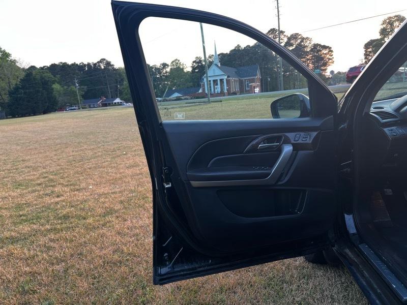 Acura MDX 6-Spd AT w/Tech Package 2012