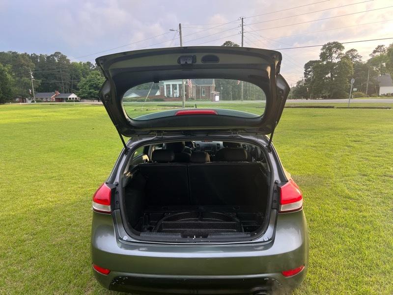 Kia Forte 5-Door EX 2016