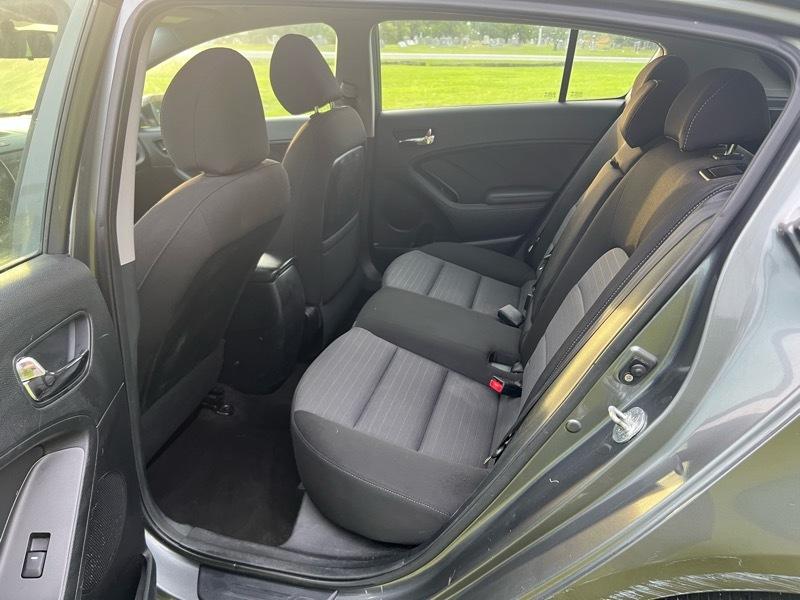 Kia Forte 5-Door EX 2016