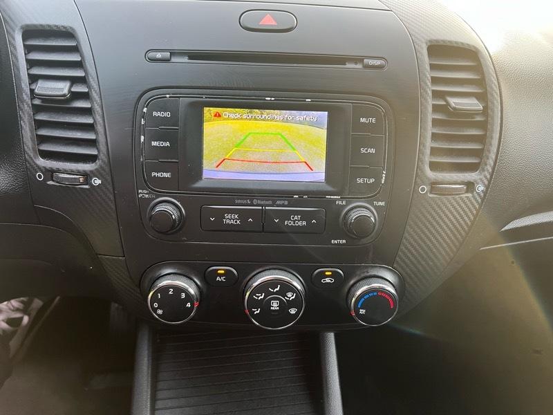 Kia Forte 5-Door EX 2016
