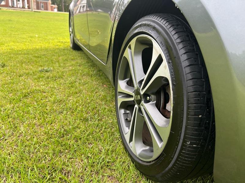 Kia Forte 5-Door EX 2016
