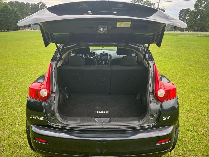Nissan Juke AWD SV 2012