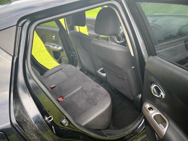 Nissan Juke AWD SV 2012