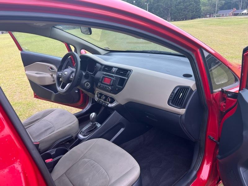 Kia Rio LX 2015