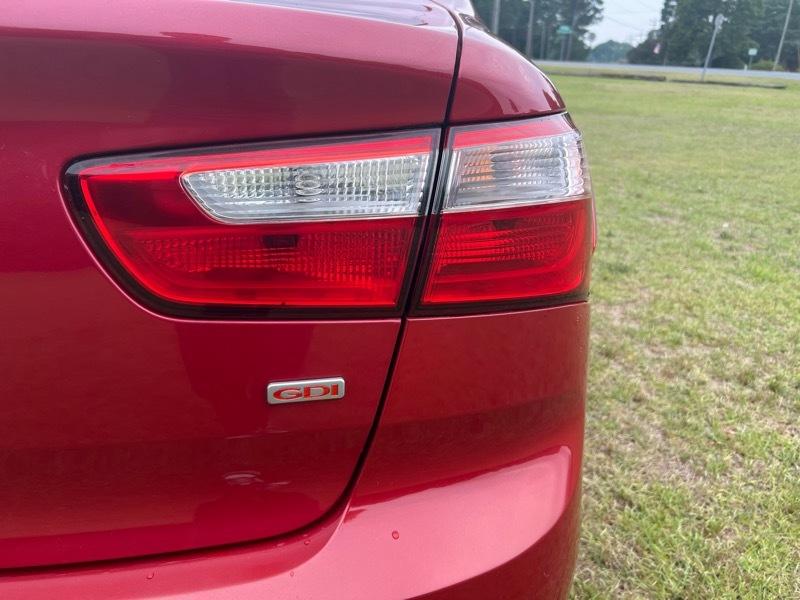 Kia Rio LX 2015