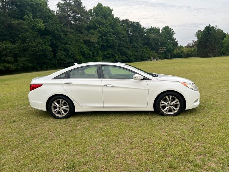 Hyundai Sonata Limited Auto 2011