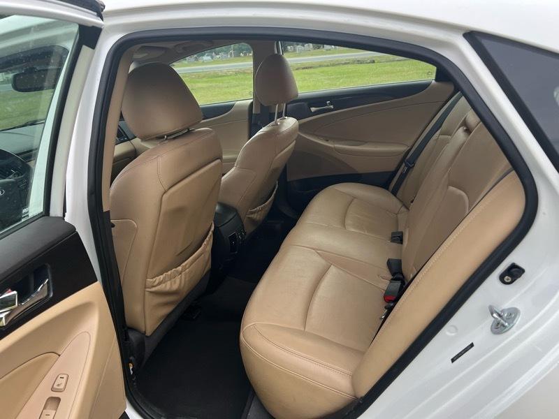Hyundai Sonata Limited Auto 2011