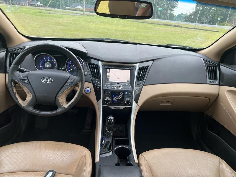 Hyundai Sonata Limited Auto 2011