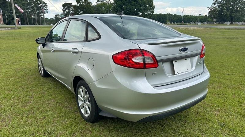 Ford FIESTA SE  2011