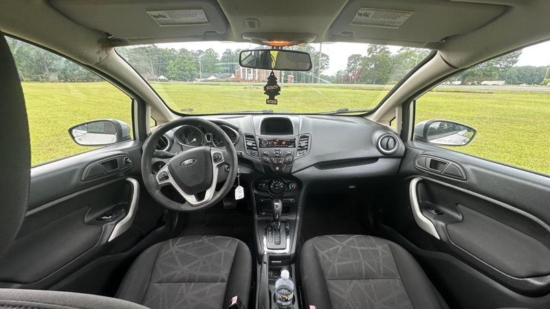 Ford FIESTA SE  2011
