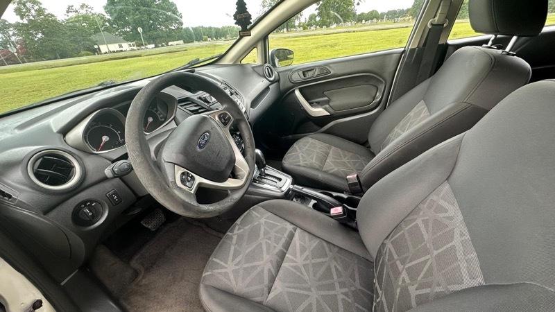 Ford FIESTA SE  2011