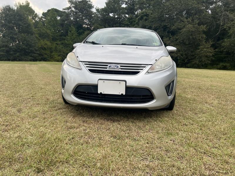 2011 Ford Fiesta SE - Photo 8