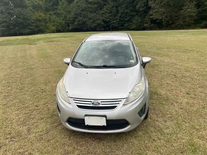 2011 Ford Fiesta SE - Photo 10