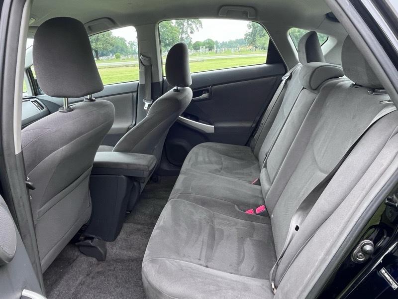 Toyota Prius Prius V 2010
