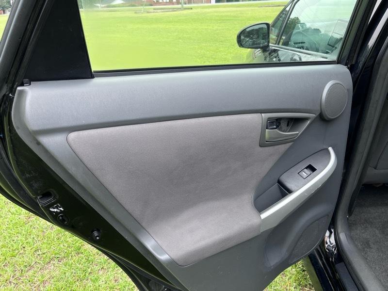 Toyota Prius Prius V 2010