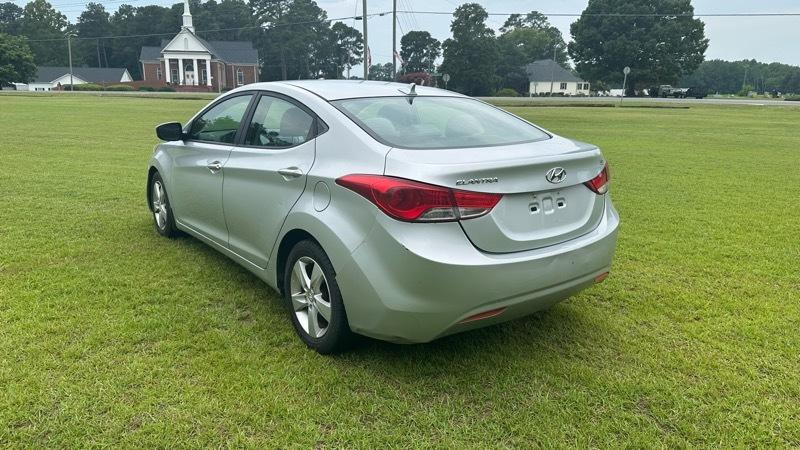 Hyundai ELANTRA GLS/SE/  2013