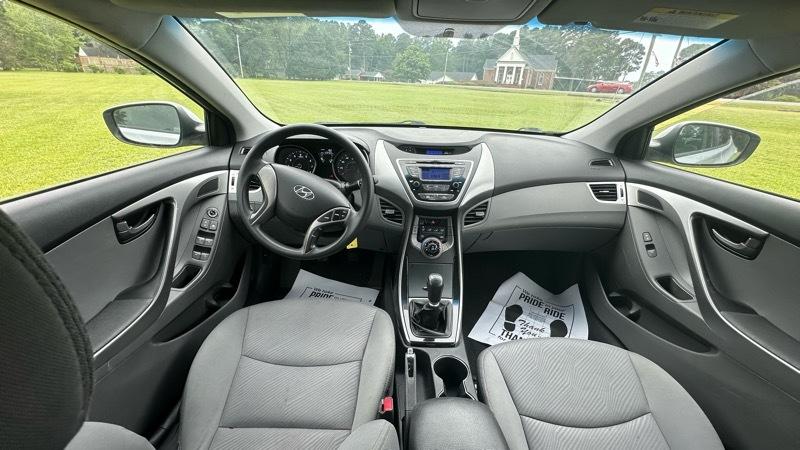 Hyundai ELANTRA GLS/SE/  2013