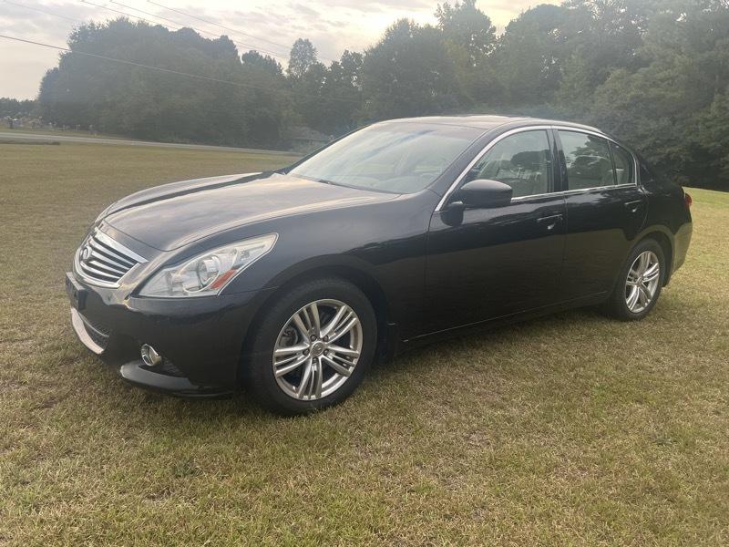 Infiniti G Sedan G37x AWD 2010