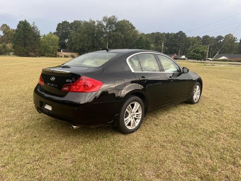 Infiniti G Sedan G37x AWD 2010