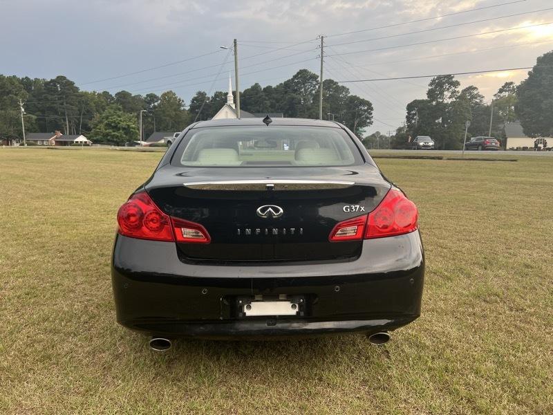 Infiniti G Sedan G37x AWD 2010