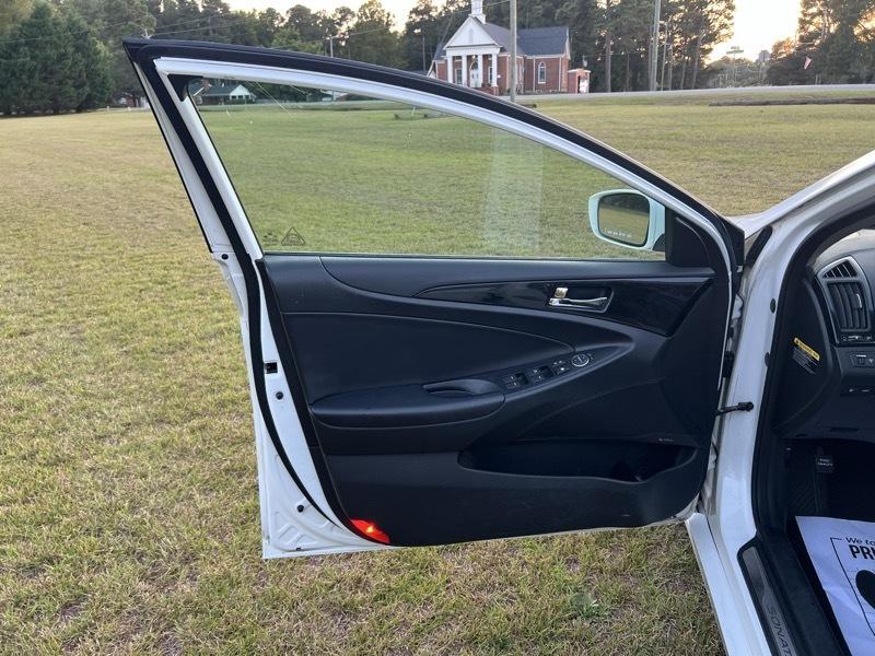 Hyundai Sonata Limited Auto 2013