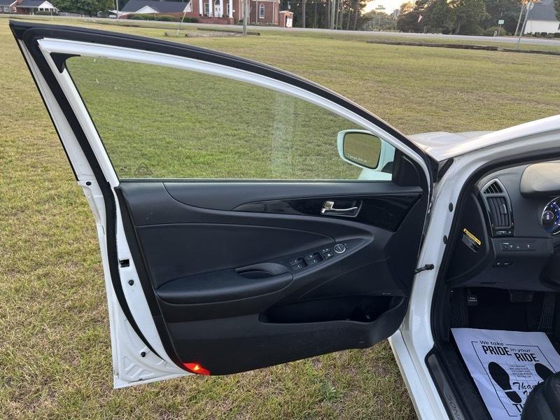 Hyundai Sonata Limited Auto 2013