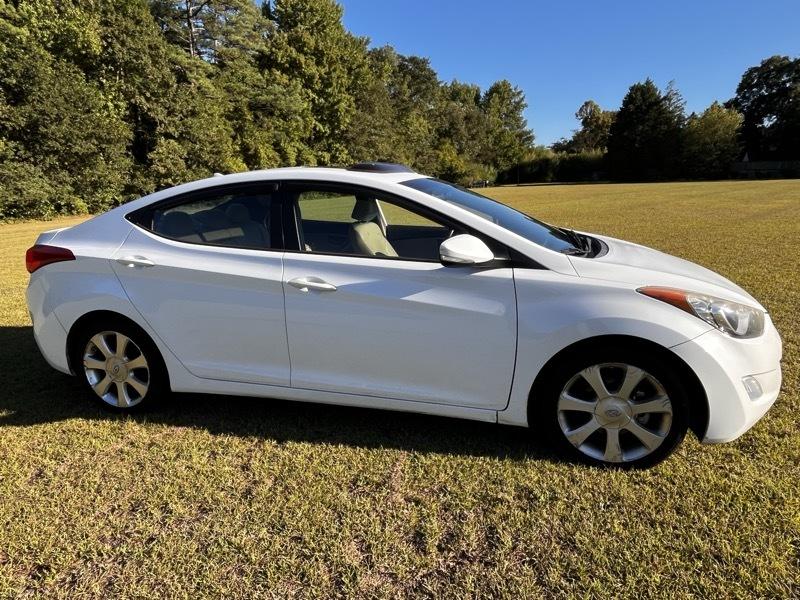 Hyundai Elantra Limited 4D Sedan 2013