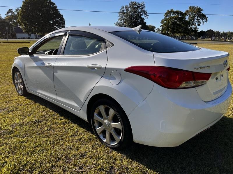 Hyundai Elantra Limited 4D Sedan 2013