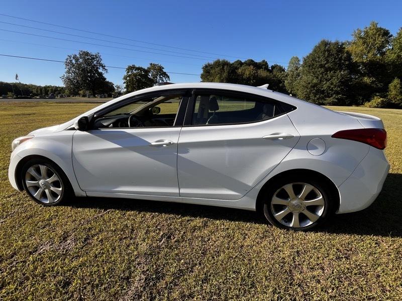 Hyundai Elantra Limited 4D Sedan 2013