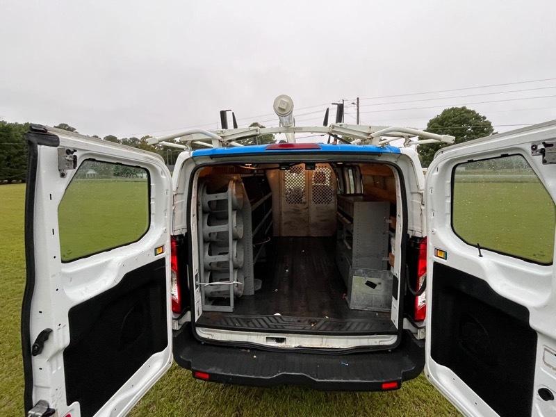 Ford Transit 250 Van Low Roof 60/40 Pass.130-in. WB 2016