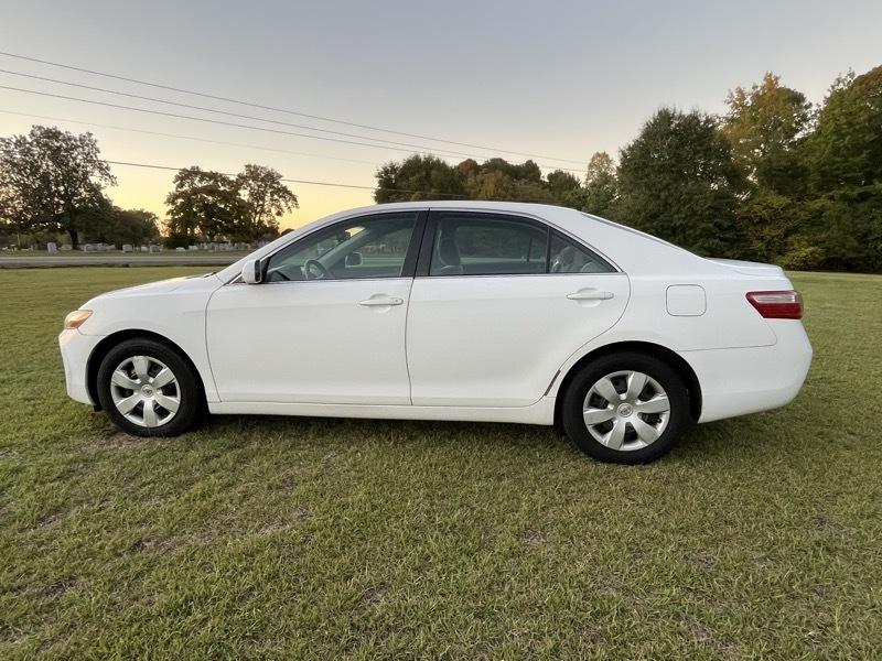 Toyota Camry XLE 5-Spd AT 2009