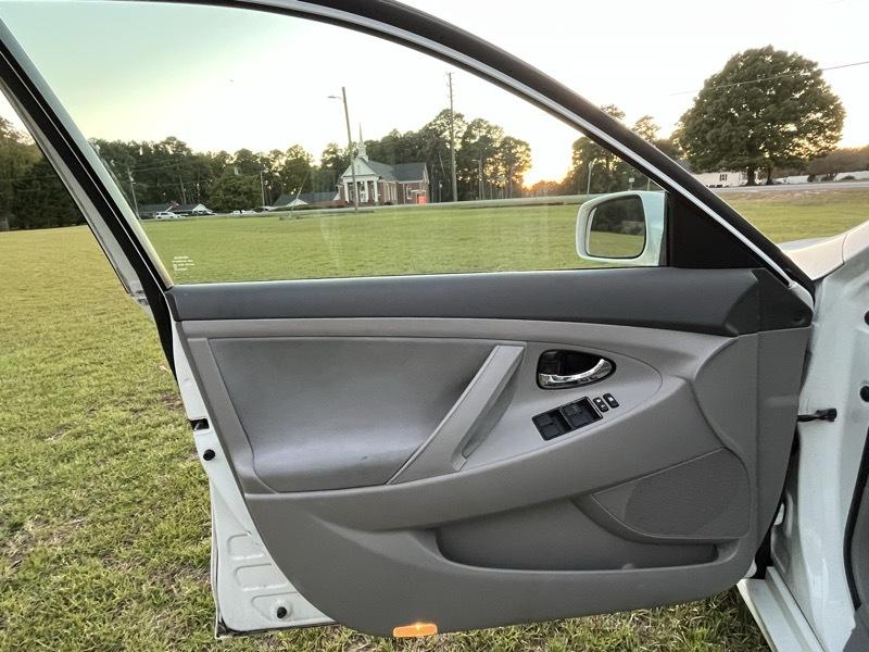 Toyota Camry XLE 5-Spd AT 2009