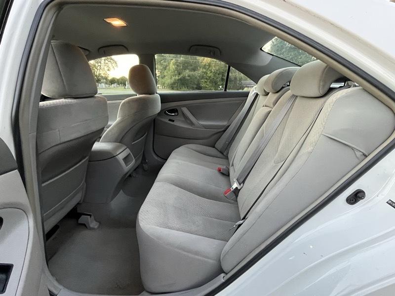 Toyota Camry XLE 5-Spd AT 2009