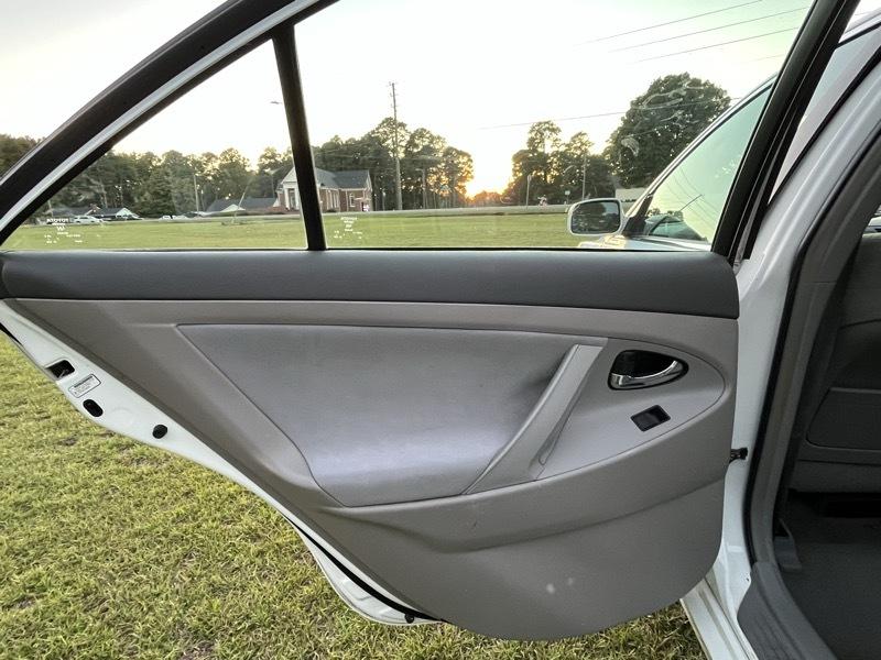 Toyota Camry XLE 5-Spd AT 2009