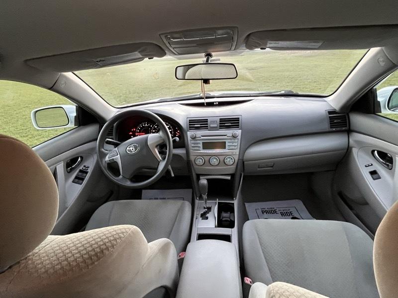 Toyota Camry XLE 5-Spd AT 2009