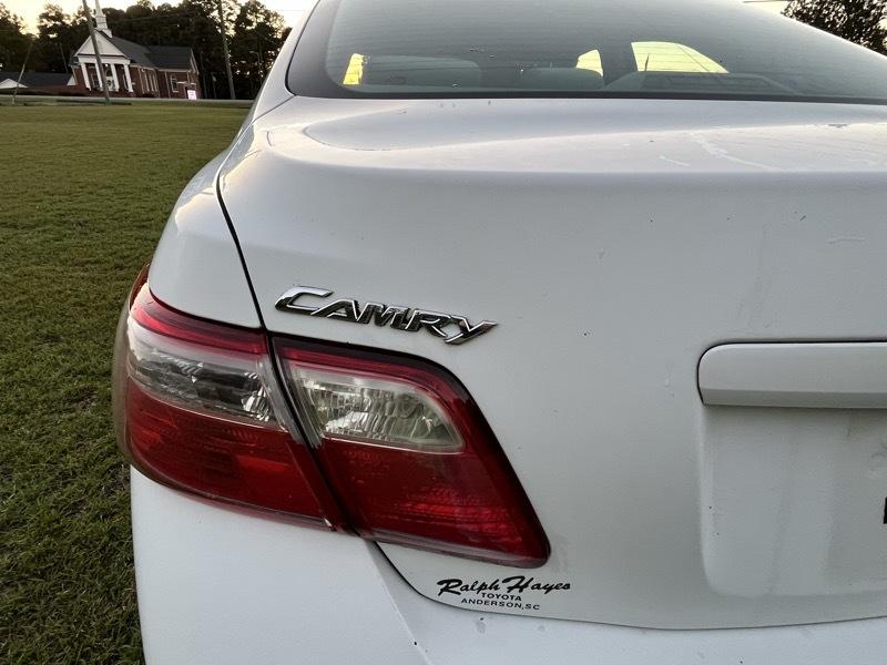 Toyota Camry XLE 5-Spd AT 2009